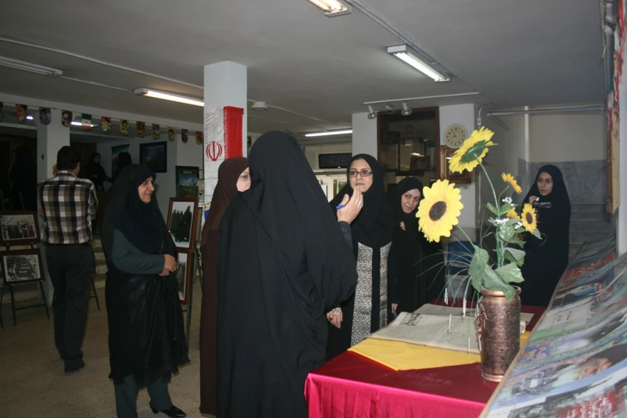 برکزاری نشست هم اندیشی زنان فرهیخته ،کار آفرین و نخبه استان کرمان