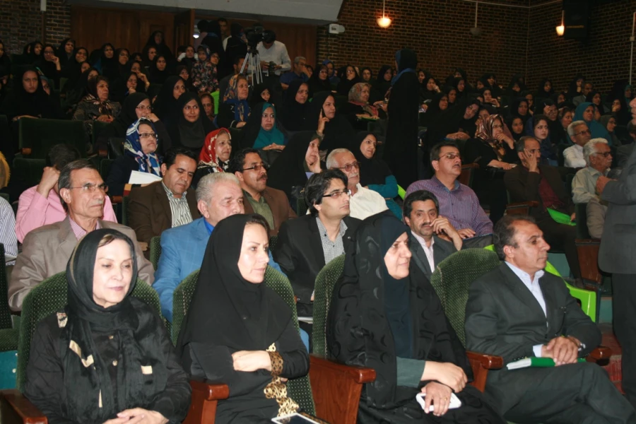 اولین همایش بین المللی بزرگداشت حکیم ابوالقاسم فردوسی
با همکاری بنیاد فردوسی 
دانشگاه فرهنگیان پردیس شهید باهنرکرمان(خواهران)
اردیبهشت94