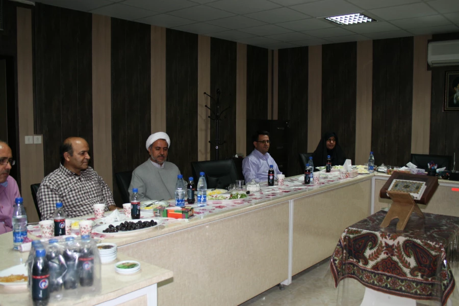 بیائید دعای هرروزمان هنگام افطار، فرج صاحبمون
حضرت حجت بن الحسن (عج) باشد...