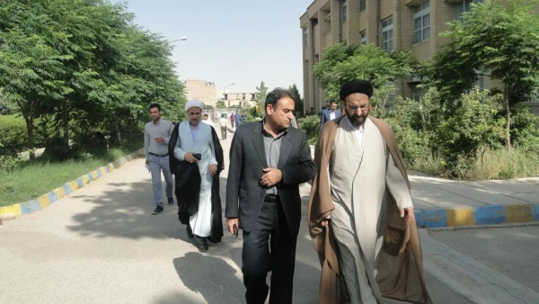 مسئول نهاد نمایندگی مقام معظم رهبری دانشگاه فرهنگیان کشور در سفر و بازدید از پردیسهای استان کرمان :
در دانشگاه باید نقد منصفانه و پذیرش خاضعانه وجود داشته باشد و کار فرهنگی برای دانشجویان صیانت در مقابل آسیب ها و تهدیدها را تضمین کند. 4