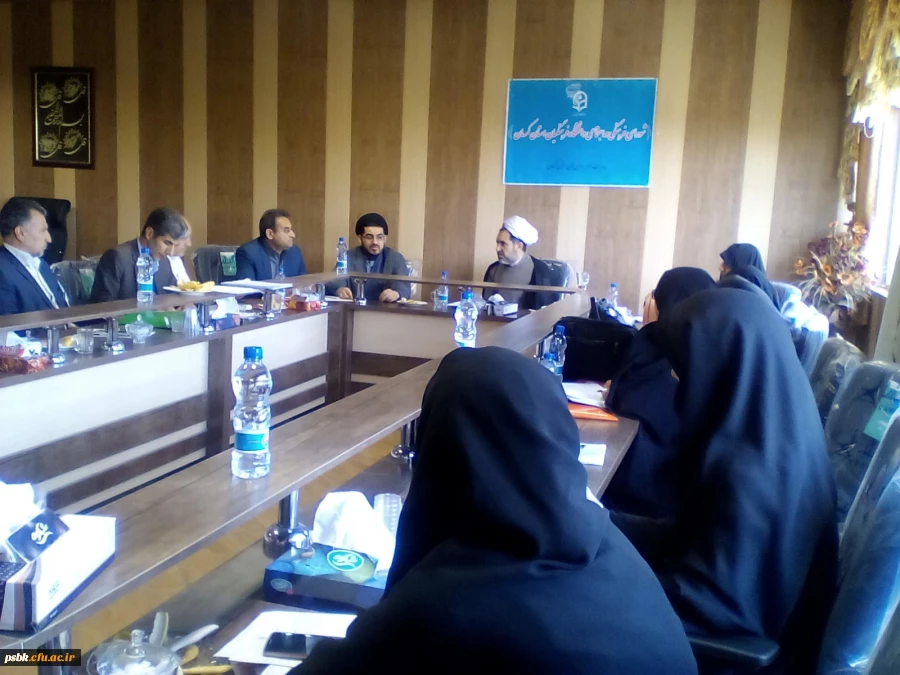 تشکیل جلسه شورای فرهنگی استانی  و

به تصویب رسیدن بیش از 8 مورد موضوعات مختلف پردیس ها