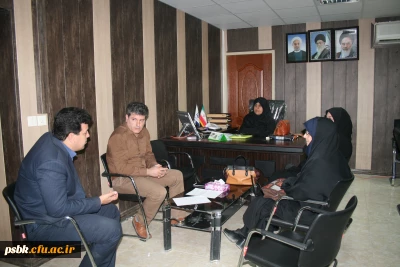 چهارمین جلسه هم اندیشی و بررسی نحوه ارائه مقالات 

در دفتر ریاست پردیس برگزار گردید