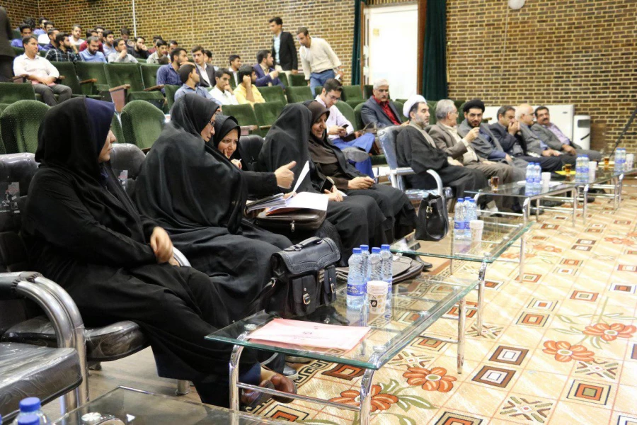 همایش  بازتاب  دستاوردهای علمی و  تربیتی  در متون ادبی