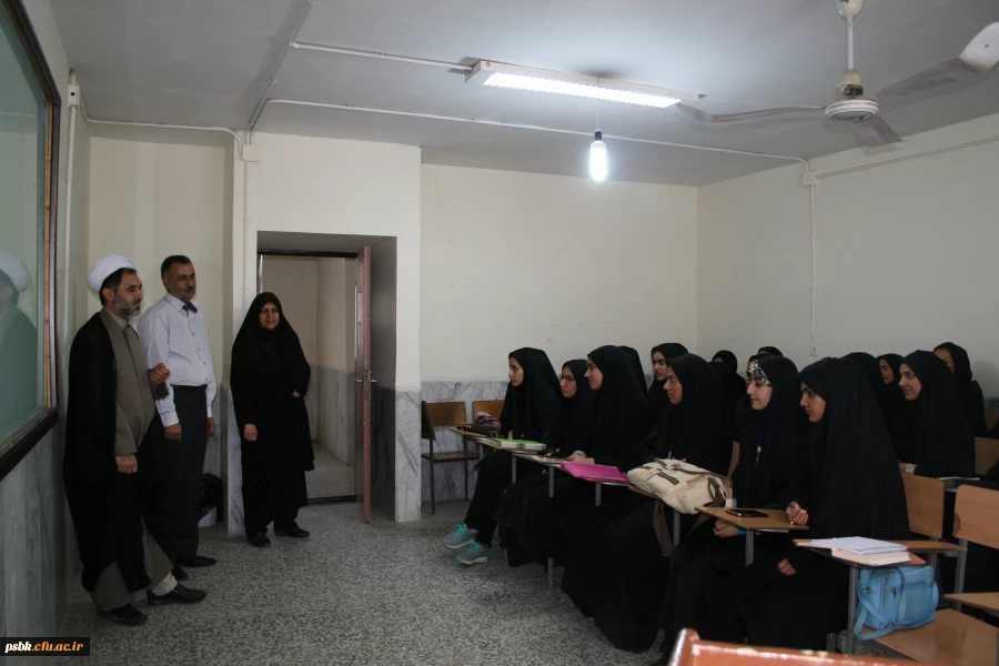 بازدیدمدیریت استانی از کلاسهای درس پردیس