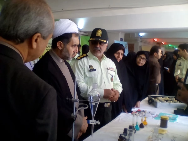 برگزاری نمایشگاه  پیشگیری از اعتیاد و شناخت انواع مواد مخدر