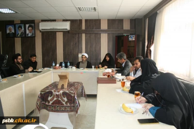 برگزاری جلسه شورای فرهنگی استانی  

در دفتر ریاست پردیس شهیدباهنر