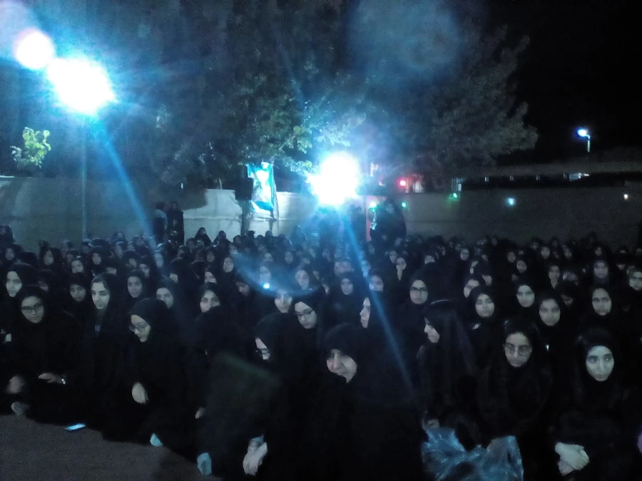 برگزاری مراسم شب وداع با دو شهید گمنام دوران دفاع مقدس در پردیس شهیدباهنرکرمان