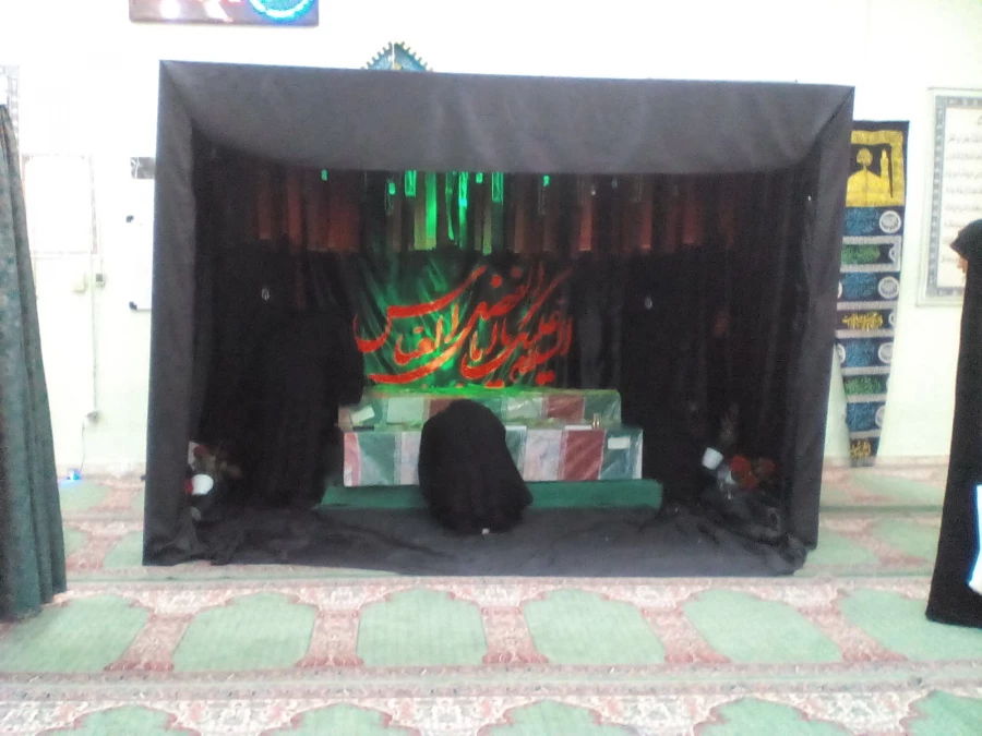 برگزاری مراسم شب وداع با دو شهید گمنام دوران دفاع مقدس در پردیس شهیدباهنرکرمان