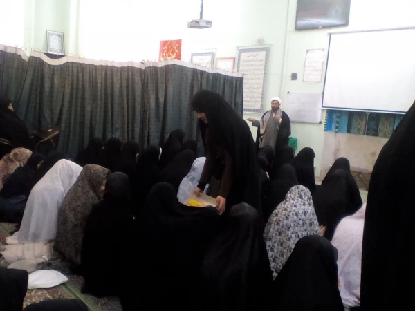 مراسم گرامیداشت جان باختگان زلزله بم در نمازخانه پردیس