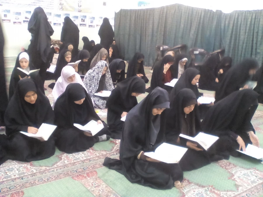 مراسم گرامیداشت جان باختگان زلزله بم در نمازخانه پردیس