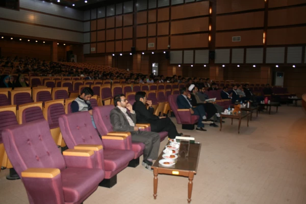 محفل انس با قرآن کریم با حضور قاری کشوری آقای دوست محمدی و حافظ بین المللی آقای هاشم سلطانی