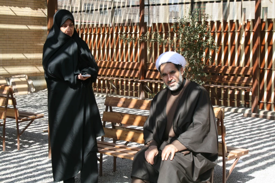 بازدید مدیریت استانی  جناب آقای دکتر توان و ریاست پردیس سرکار خانم دکتر سالاری از پارک مطالعه پردیس شماره 1 خوهران جهت پیگیری تهیه تجهیزات