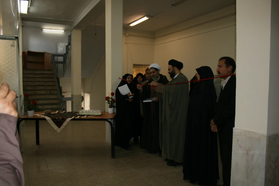 حضور حجه الاسلام دادگر مسئول نهاد رهبری دانشگاه مرکزی و همراهان د رپردیس شهید باهنر