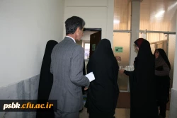 افتتاحیه کارگاه چرم دوزی توسط مسئول نهاد رهبری دانشگاه مرکزی جناب حجه الاسلام دادگر