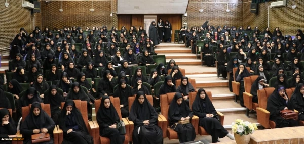جلسه پرسش و پاسخ دانشجویی پردیس شهید باهنر ( خواهران ) دانشگاه فرهنگیان استان کرمان