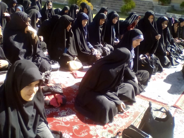 شرکت دانشجو معلمان و همکاران فرهنگی و نهاد در اجلاس سراسری نماز