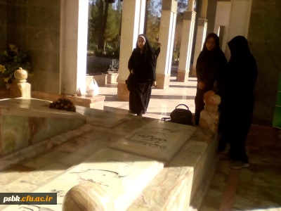 دیدار از گلزار شهدای گمنام