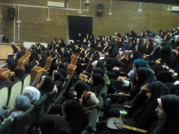 گرامی داشت روز دانشجو باحضور دانشجویان دو پردیس