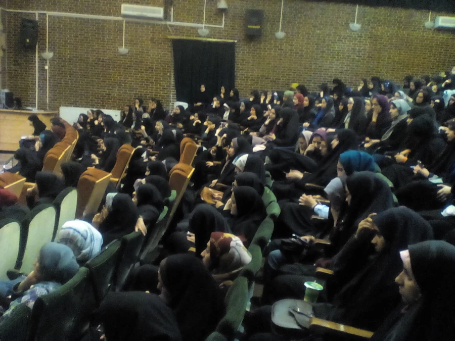 گرامی داشت روز دانشجو باحضور دانشجویان دو پردیس