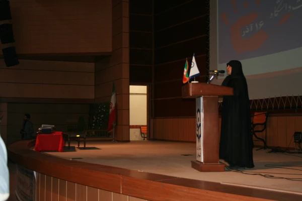 برگزاری گرامیداشت روز دانشجو با حضور دانشجویان دو پردیس خواهران و برادران