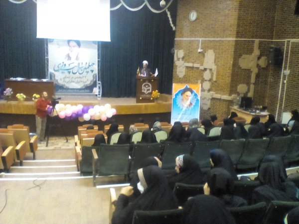 جشن بزرگ انقلاب ویژه دانشجویان