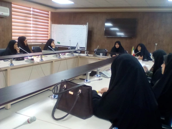 جلسه اتاق فکر اساتید هیات علمی و مامورین با نماینده انجمن های علمی و کانونها