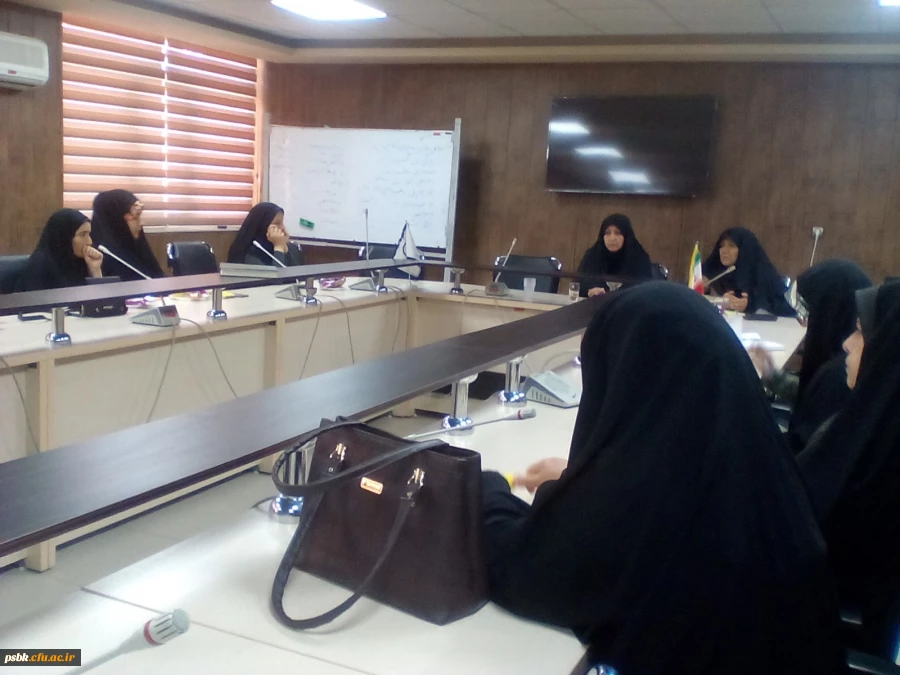 جلسه اتاق فکر اساتید هیات علمی و مامورین با نماینده انجمن های علمی و کانونها