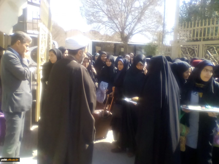 اعزام بیش از  ۷۰نفر دانشجو معلمان پردیس شهید باهنر کرمان به اردو ی راهیان نور