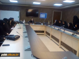 برگزاری ساعت فرهنگی با حضور استاد خانم امیری از مرکز بهداشت راجع به روابط اجتماعی