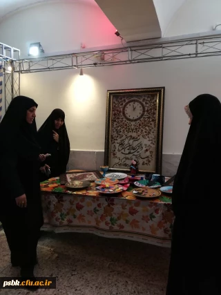 بازارچه دانشجویی به مناسبت هفته سراها