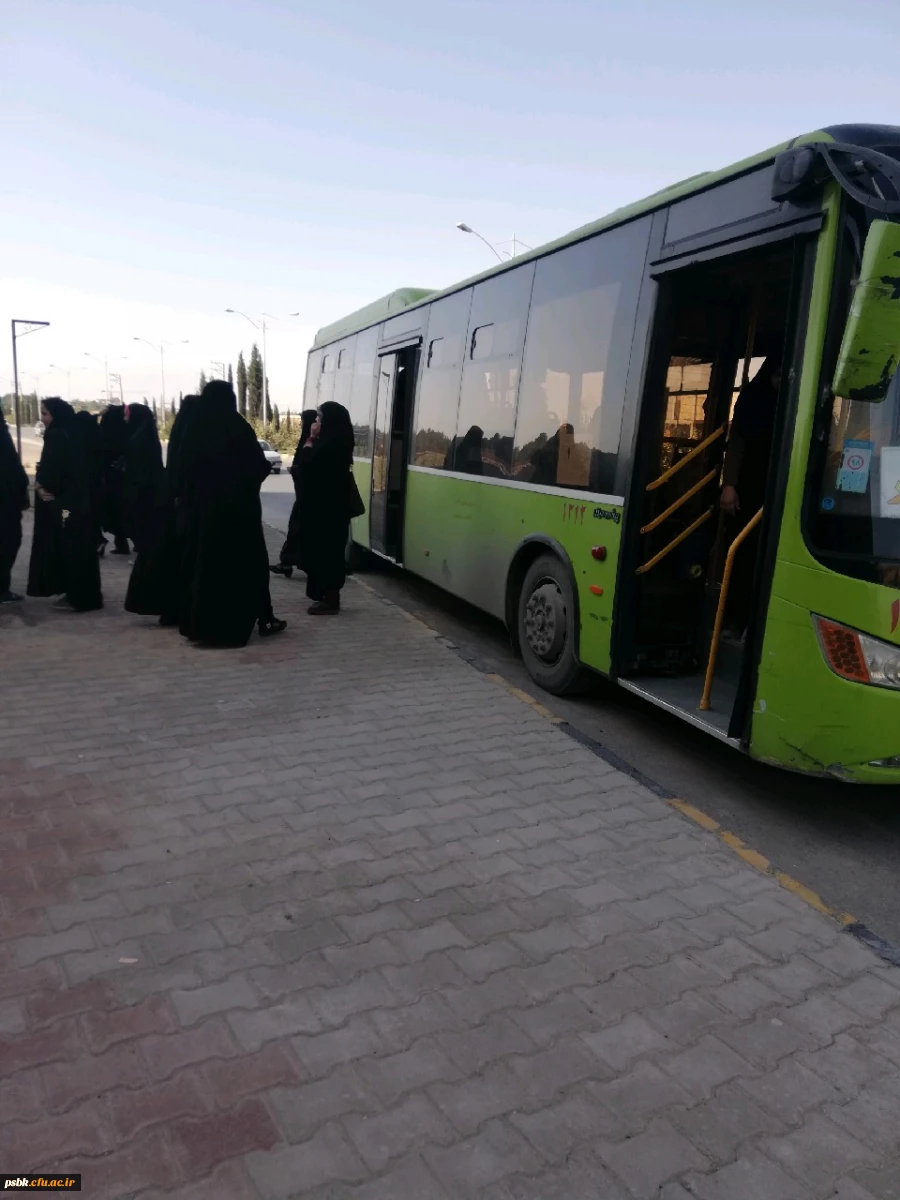 برگزار ی اردوی داخلی بازدید از آثار تاریخی شهر کرمان و اردوی تفریحی پارک ریحانه با حضور دانشجویان دو پردیس