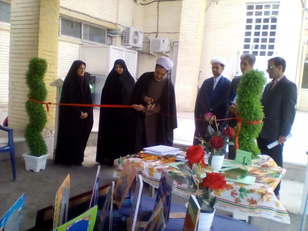 برگزاری نمایشگاه قرآنی از دستاوردهای هنری دانشجو معلمان پانزدهم اردیبهشت  ماه