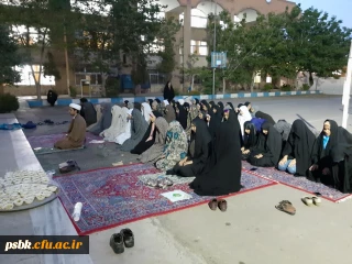 برگزاری شب های زییای افطاری در محوطه پردیس باحضور دانشجو معلمان