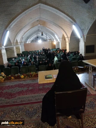 کارگاه مهارتهای زندگی با حضور خانم اخوت ازقم درپردیس شماره دو برگزار گردید