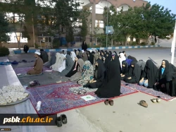 برگزاری شب های زییای افطاری در محوطه پردیس باحضور دانشجو معلمان