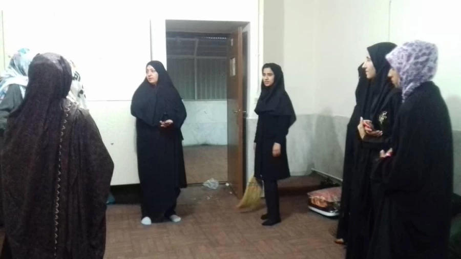 خیر مقدم و بازدید مدیر پردیس شهید باهنر سرکار خانم دکتر سالاری 
ازخوابگاه جدید الورودی ها در پنجم مهر ماه جمعه شب