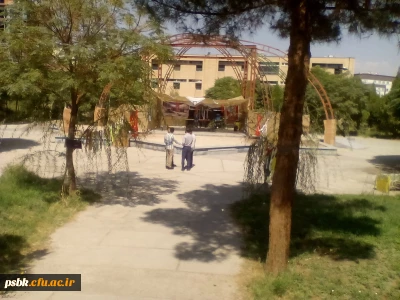 شرکت دانشجو معلمان در مراسم یادواره شهدا در پردیس خواجه نصیر در کنار مزار شهدای گمنام 