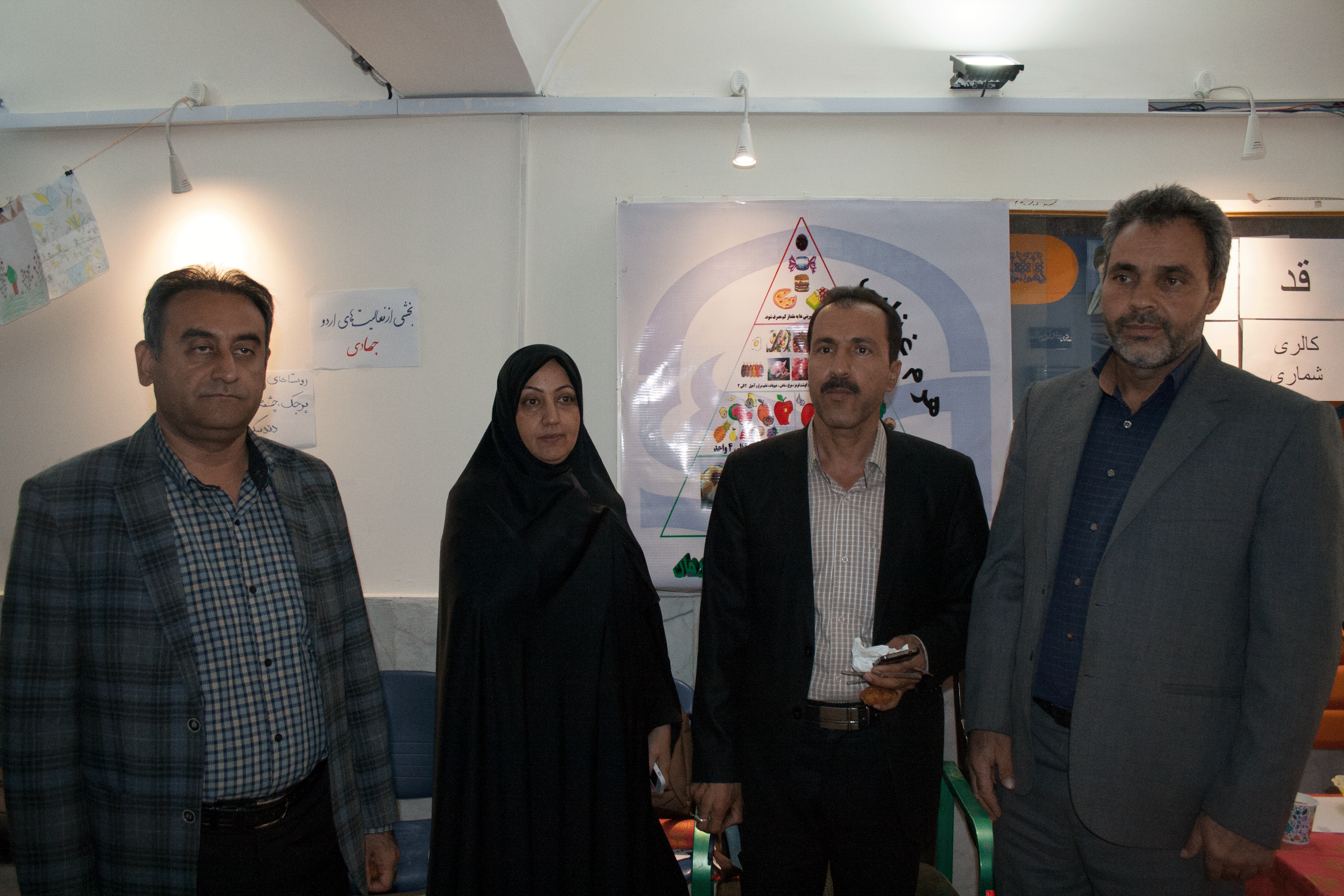 برگزاری جشنواره غذا با حضور آقای دکتر توان، خانم دکتر سالاری، آقای دکتر صابری و آقای دکتر رضایی کارشناس مسئول امور دانشجویی، آقای محمدی مسئول حراست پردیس خواجه نصیر الدین طوسی